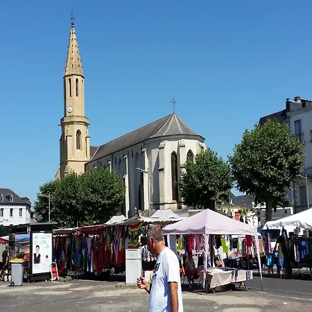 Luxurious In Cazaubon With Swimming Pool Villa