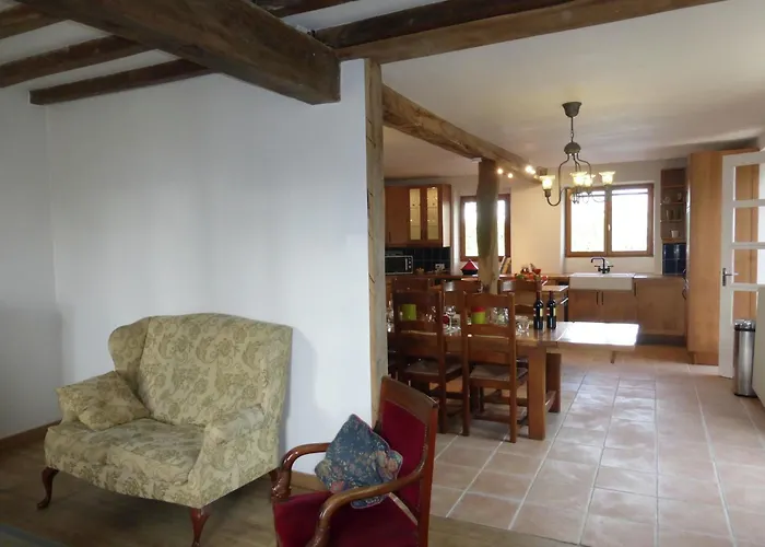 Luxurious In Cazaubon With Swimming Pool Villa