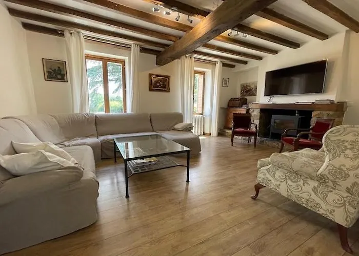 Villa Luxurious In Cazaubon With Swimming Pool Marguestau