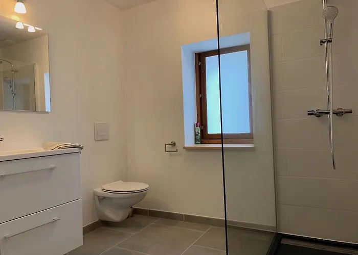 Villa Luxurious In Cazaubon With Swimming Pool